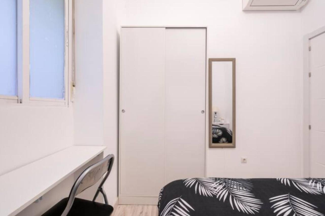 Bedroom Madrid City Center ภายนอก รูปภาพ