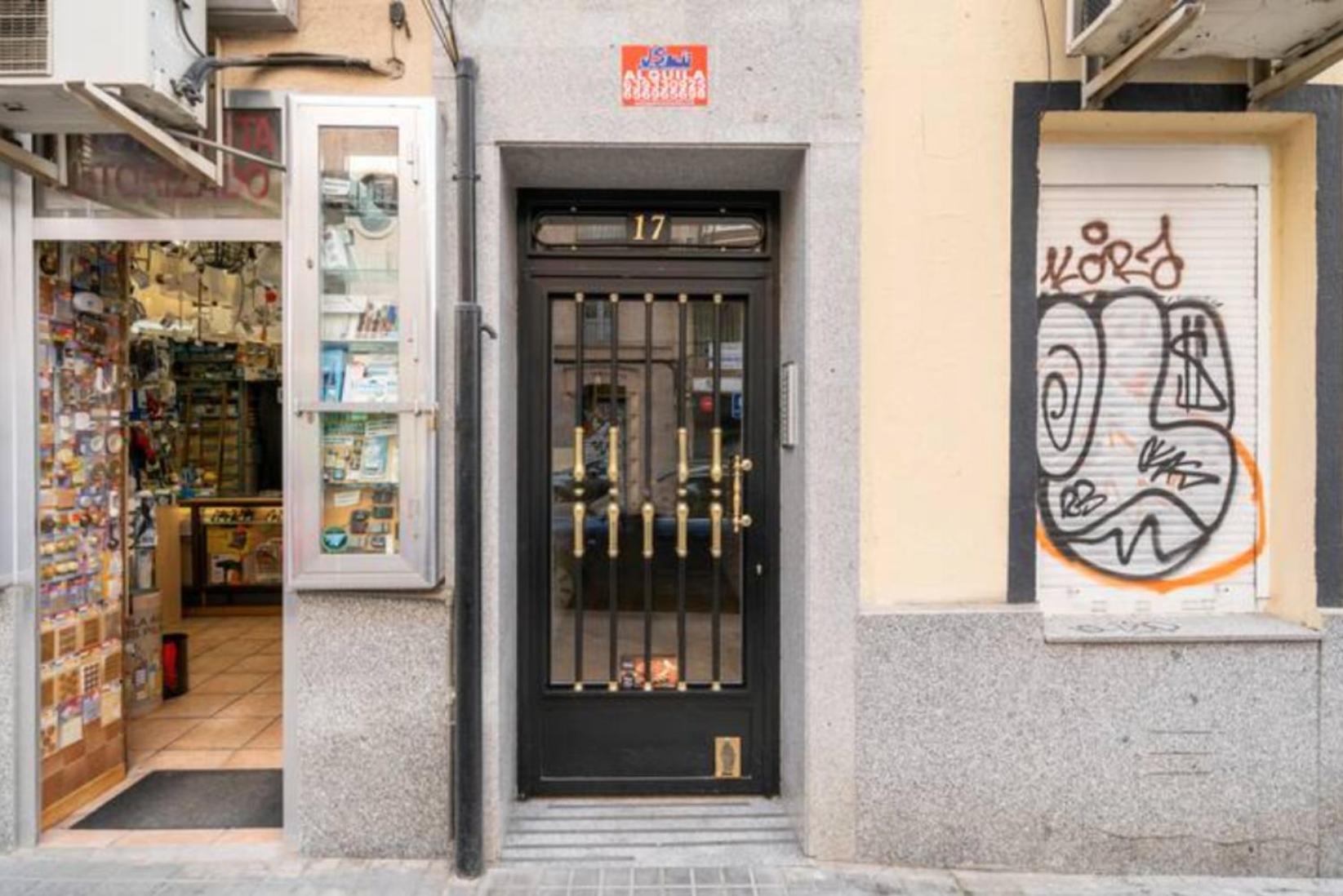 Bedroom Madrid City Center ภายนอก รูปภาพ